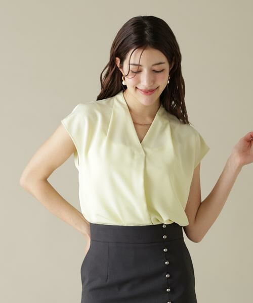 PINKY & DIANNE / ピンキーアンドダイアン シャツ・ブラウス | チョーカー付きＶネックブラウス | 詳細1