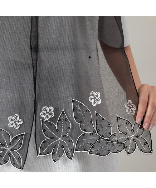 PISANO / ピサーノ マフラー・ショール・スヌード・ストール | リーフ＆フラワー刺繍シルクストール | 詳細2