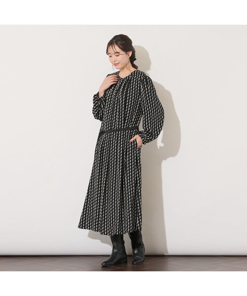 PISANO / ピサーノ ミニ丈・ひざ丈ワンピース | 【手洗いOK】幾何プリント・ギャザーワンピース | 詳細14
