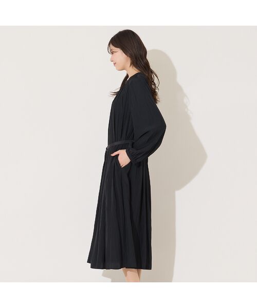 PISANO / ピサーノ ミニ丈・ひざ丈ワンピース | 【手洗いOK】割繊デシン・ギャザーワンピース(ブラック) | 詳細1