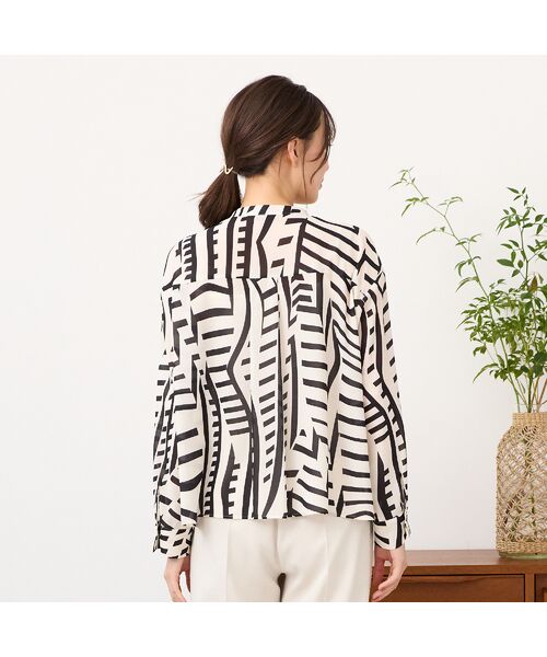 PISANO / ピサーノ シャツ・ブラウス | 【手洗いOK】幾何プリント・3Wayブルゾンブラウス | 詳細2