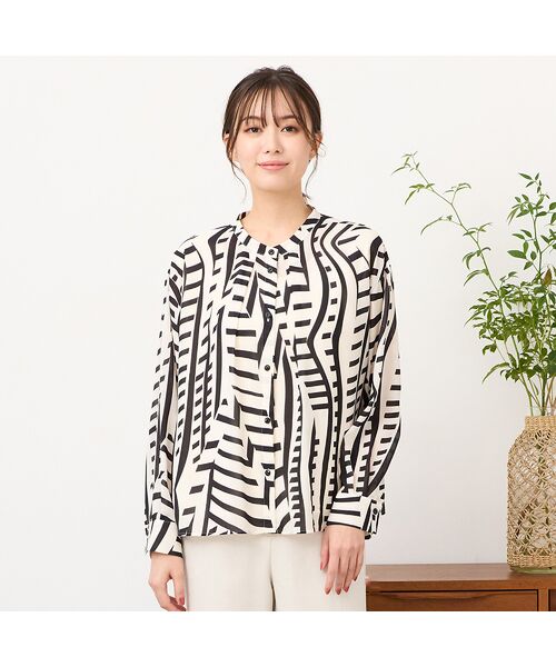 PISANO / ピサーノ シャツ・ブラウス | 【手洗いOK】幾何プリント・3Wayブルゾンブラウス（ベージュ）