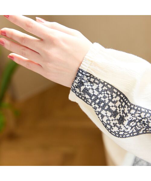 PISANO / ピサーノ シャツ・ブラウス | 【手洗いOK・綿100％】綿楊柳刺繍ラグランスリーブブラウス | 詳細13