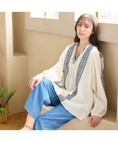 PISANO / ピサーノ シャツ・ブラウス | 【手洗いOK・綿100％】綿楊柳刺繍ラグランスリーブブラウス（オフ）