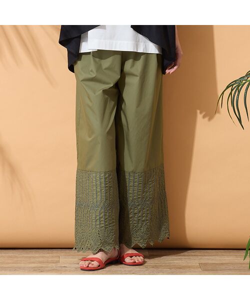PISANO / ピサーノ その他パンツ | 【手洗いOK・セットアップ対応】カットワーク刺繍タックワイドパンツ（カーキ）