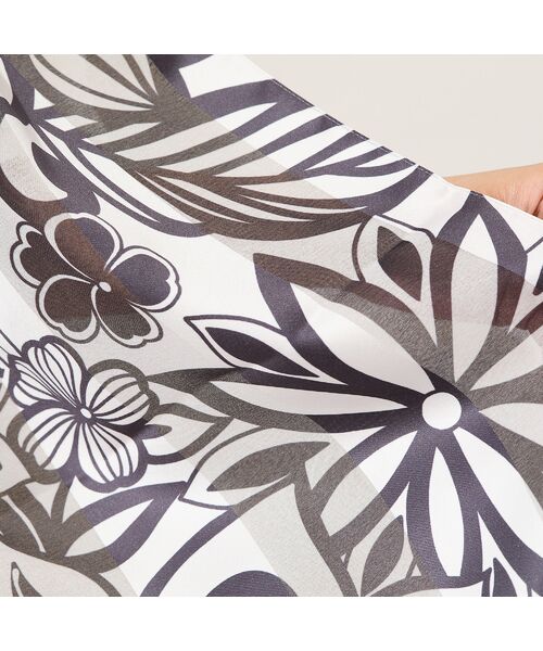 PISANO / ピサーノ マフラー・ショール・スヌード・ストール | 【手洗いOK】モノクロフラワープリントストール | 詳細4