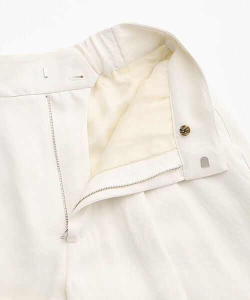 PLAIN PEOPLE / プレインピープル その他パンツ | アセテートギャバジンタックテーパードパンツ | 詳細4