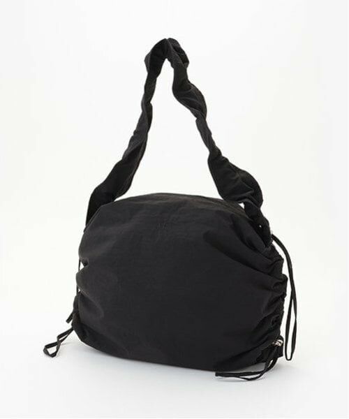 POM PONETTE AMI / ポンポネット アミ ショルダーバッグ | 【AMI】マルチウェイギャザーショルダーバッグ（黒）