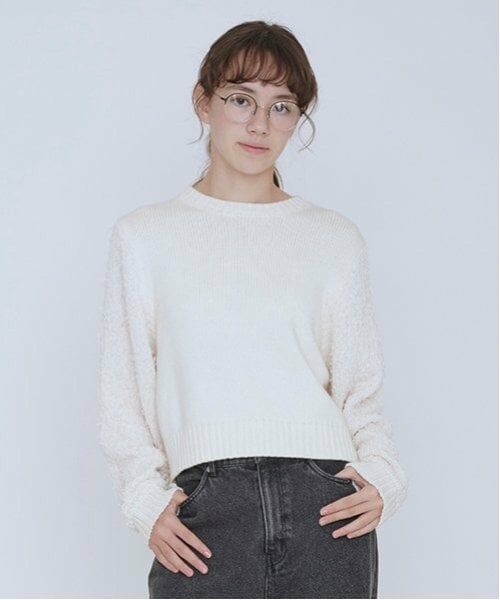 POM PONETTE AMI / ポンポネット アミ ニット・セーター | 【AMI】チュールテープミックススリーブニットプルオーバー（アイボリー）