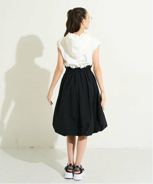 POM PONETTE AMI / ポンポネット アミ ミニ丈・ひざ丈ワンピース | 【AMI】【WEB限定】ドッキングバルーンワンピース | 詳細11