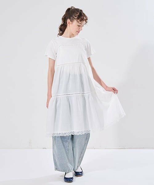 POM PONETTE AMI / ポンポネット アミ ミニ丈・ひざ丈ワンピース | 【AMI】コットンレースキャミワンピース×Tシャツセット（オフ ホワイト）