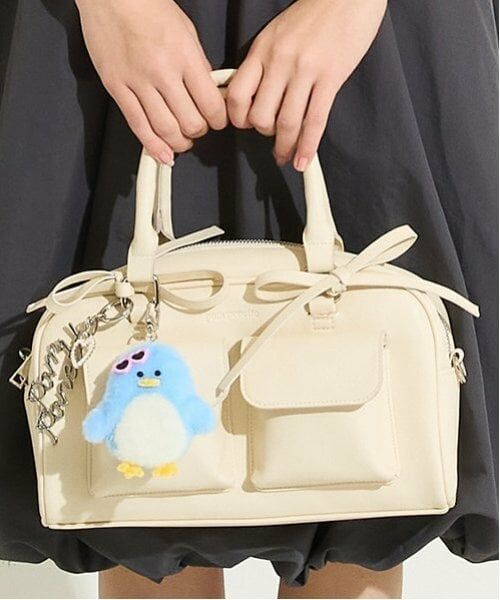 pom ponette junior / ポンポネット ジュニア ボストンバッグ | ロゴチャーム付ｗポケットボストンバッグ（アイボリー）