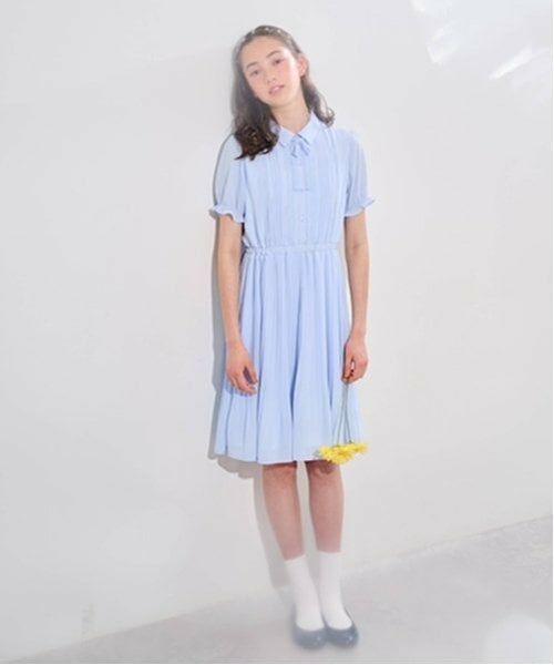 pom ponette junior / ポンポネット ジュニア ミニ丈・ひざ丈ワンピース | 衿つきプリーツシフォンワンピース（ライト ブルー）
