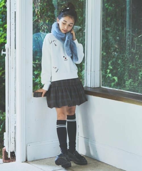 pom ponette junior / ポンポネット ジュニア マフラー・ショール・スヌード・ストール | パールつきフェイクファーティペット | 詳細12