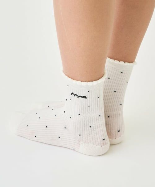 pom ponette junior / ポンポネット ジュニア ソックス | ドット柄クルーソックス（オフ ホワイト）