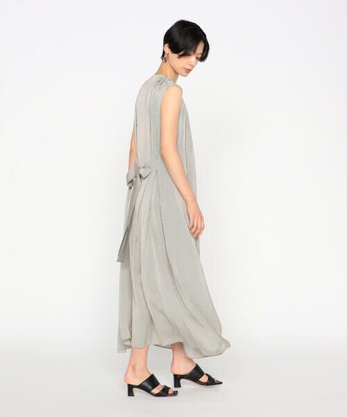 Precious Mild / プレシャスマイルド ロング・マキシ丈ワンピース | 〔 +サイズ 〕センシティブストライプ　ドレス | 詳細1