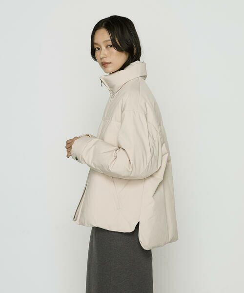 Precious Mild/プレシャスマイルド 〔 +サイズ 〕 高密度ツイルスタンドカラー ショートダウン 15:ベージュ 13号 Precious Mild/プレシャスマイルド 〔 +サイズ 〕 高密度ツイルスタンドカラー ショートダウン 15:ベージュ 13号