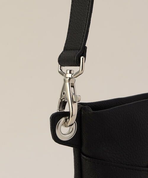Precious Mild / プレシャスマイルド メッセンジャーバッグ・ウエストポーチ | チャーム付き ウエストポーチ | 詳細5