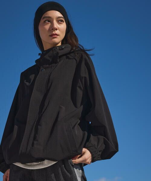 Purple&Yellow / パープルアンドイエロー その他アウター | ナイロンストレッチマウンテンパーカ | 詳細1