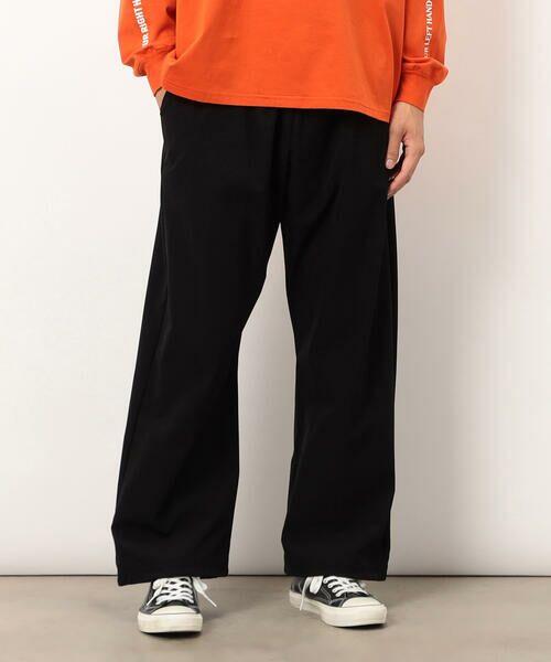 Purple&Yellow / パープルアンドイエロー その他パンツ | ナイロンストレッチワイドパンツ | 詳細1