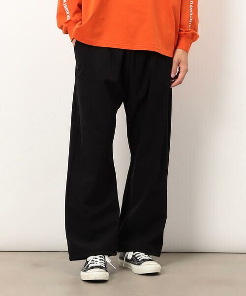 Purple&Yellow / パープルアンドイエロー その他パンツ | ナイロンストレッチワイドパンツ(ブラック)
