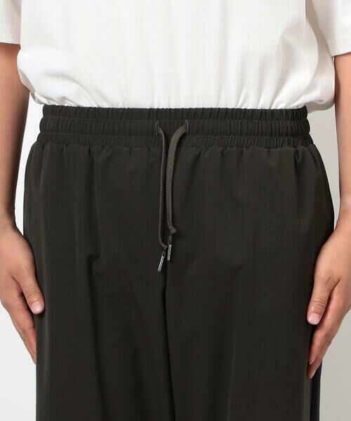 Purple&Yellow / パープルアンドイエロー その他パンツ | ナイロンストレッチワイドパンツ | 詳細9