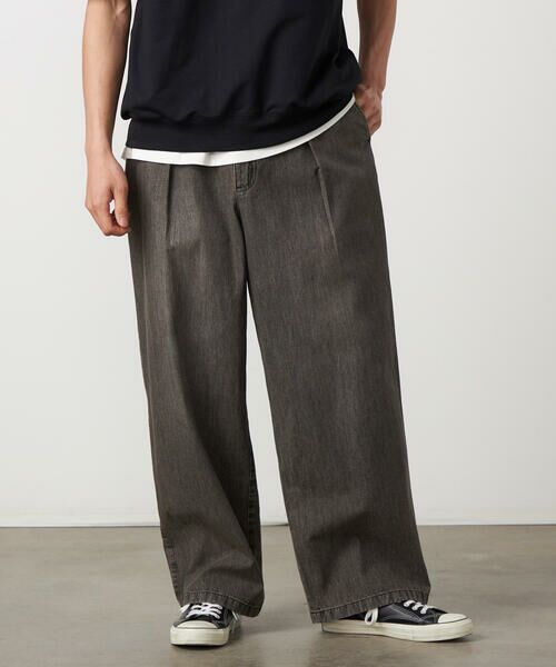 Purple&Yellow / パープルアンドイエロー デニムパンツ | ライトオンスデニム タックワイドパンツ(フェードチャコール)