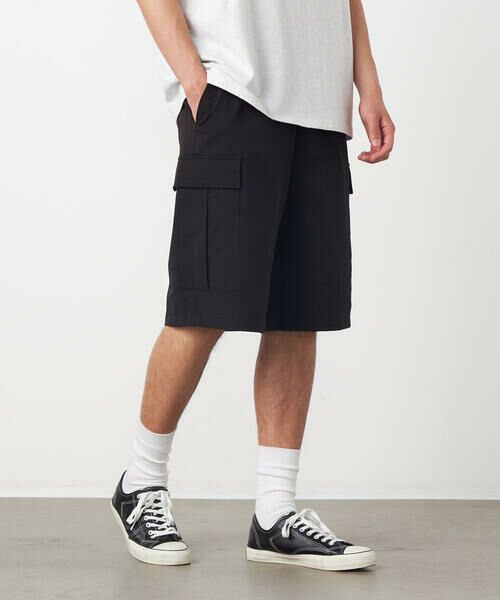 Purple&Yellow / パープルアンドイエロー ショート・ハーフ・半端丈パンツ | ポリエステルストレッチ カーゴショートパンツ（ブラック）