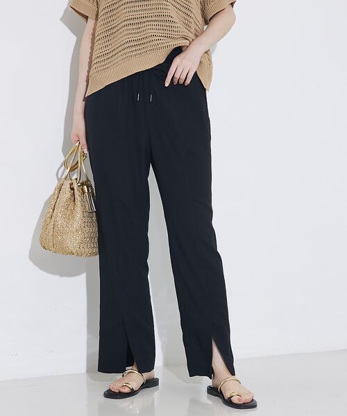 qualite/カリテ バックサテンジョーゼットベンツパンツ【予約】 ブラック 40 qualite/カリテ バックサテンジョーゼットベンツパンツ【予約】 ブラック 40