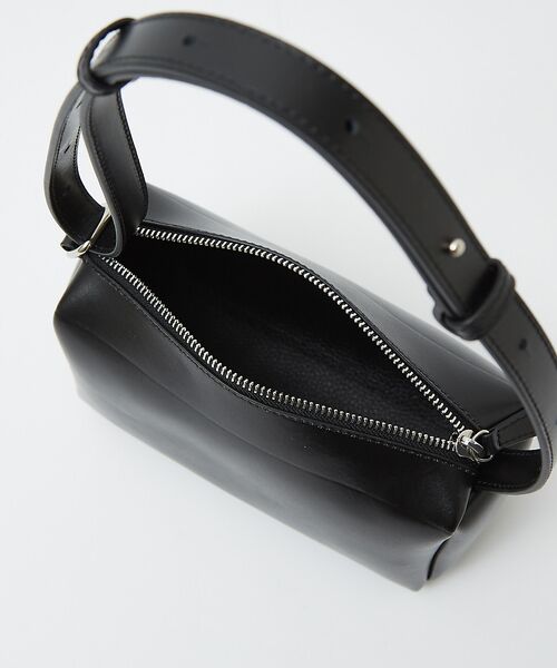 qualite / カリテ ショルダーバッグ | 【YAHKI】SHRINK SOFT W FACE　ショルダーバッグ | 詳細9