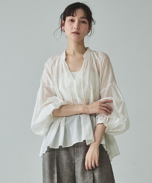 qualite / カリテ シャツ・ブラウス | 【シルク混で上品】ブライトローンボリュームシアーブラウス | 詳細9