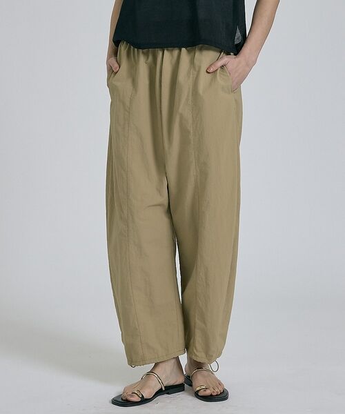 qualite / カリテ その他 | 【接触冷感＆透湿＆撥水＆UVカット】ナイロンタスランパラシュートパンツ/セットア（ベージュ）