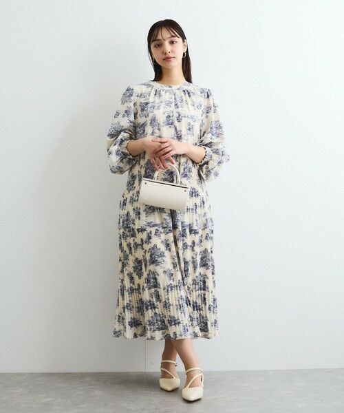 QUEENS COURT / クイーンズコート ロング・マキシ丈ワンピース | グラフィックプリーツワンピース≪洗濯機で洗える≫ | 詳細13