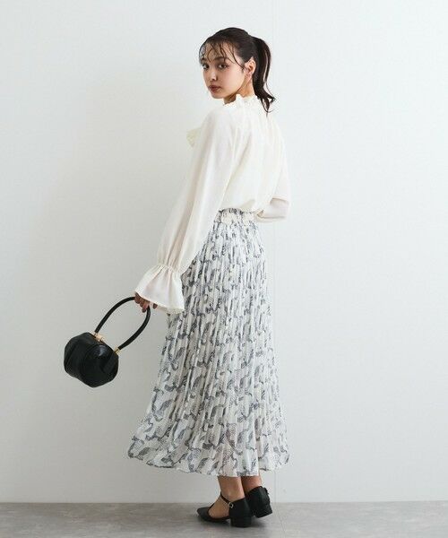 QUEENS COURT / クイーンズコート ミニ・ひざ丈スカート | ラメストライププリーツスカート≪手洗い可能≫ | 詳細3