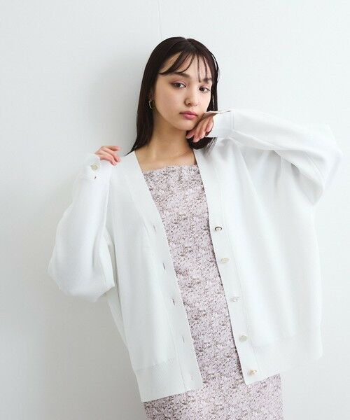 QUEENS COURT / クイーンズコート ニット・セーター | アソートビジューボタン軽量カーディガン≪手洗い可能≫ | 詳細5