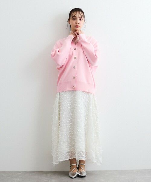 QUEENS COURT / クイーンズコート ニット・セーター | アソートビジューボタン軽量カーディガン≪手洗い可能≫ | 詳細13