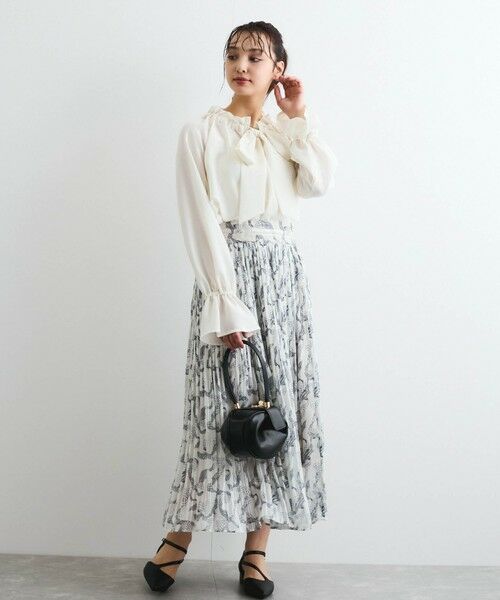 QUEENS COURT / クイーンズコート シャツ・ブラウス | フィブリルサテンリボンタイブラウス≪手洗い可能≫ | 詳細3