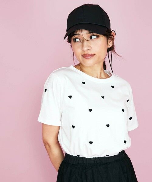 QUEENS COURT / クイーンズコート カットソー | ハート刺繍Tシャツ≪洗濯機で洗える≫ | 詳細1