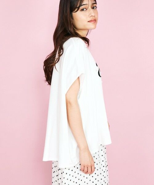 QUEENS COURT / クイーンズコート カットソー | 【LHELBIE】パール付きロゴプリントTシャツ≪洗濯機で洗える≫ | 詳細2