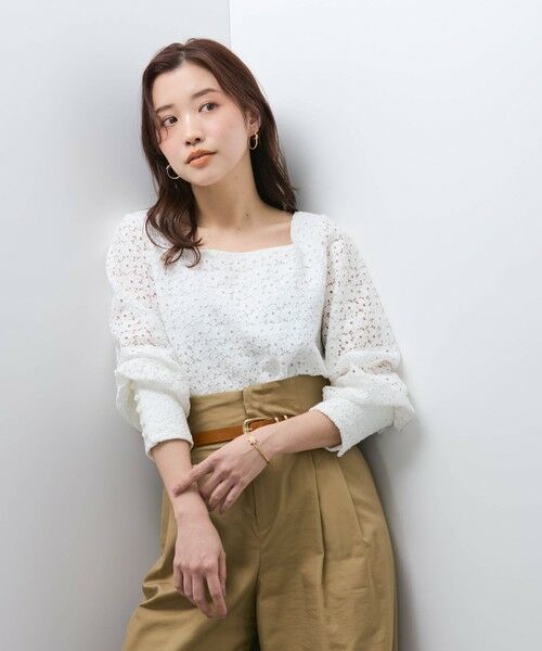 セール】 【SHIORI IRIE コラボ】2WAYオフショルレースブラウス