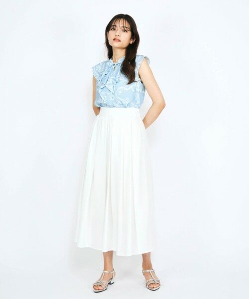 QUEENS COURT / クイーンズコート シャツ・ブラウス | リボンフラワー柄フリルブラウス≪手洗い可能≫ | 詳細2