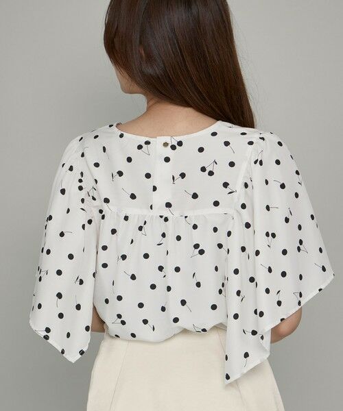 QUEENS COURT / クイーンズコート シャツ・ブラウス | チェリープリント柄ブラウス≪手洗い可能≫ | 詳細3