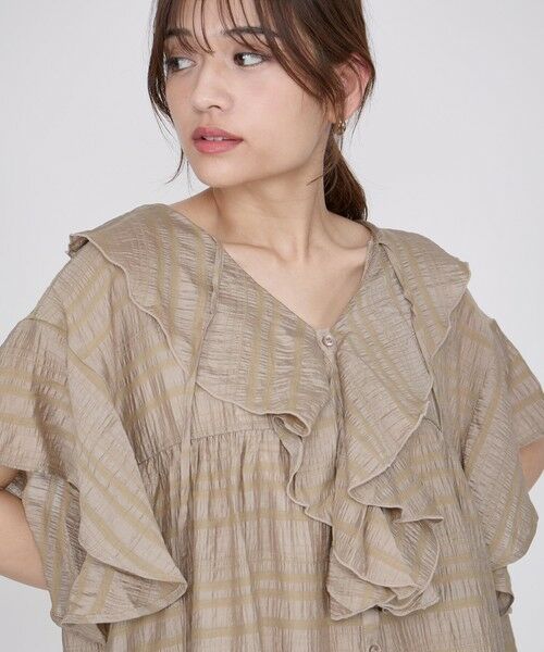 QUEENS COURT / クイーンズコート シャツ・ブラウス | シアーシャーリングラッフルブラウス≪洗濯機で洗える≫ | 詳細9