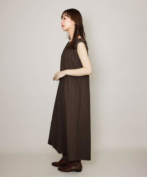 QUEENS COURT / クイーンズコート ロング・マキシ丈ワンピース | コンフォールポンチタックプリーツワンピース≪洗濯機で洗える≫ | 詳細5