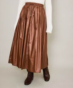 QUEENS COURT / クイーンズコート ミニ・ひざ丈スカート | シアーレザー調フレアスカート≪手洗い可能≫