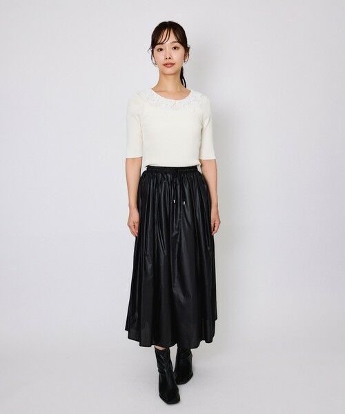 QUEENS COURT / クイーンズコート ミニ・ひざ丈スカート | シアーレザー調フレアスカート≪手洗い可能≫ | 詳細5