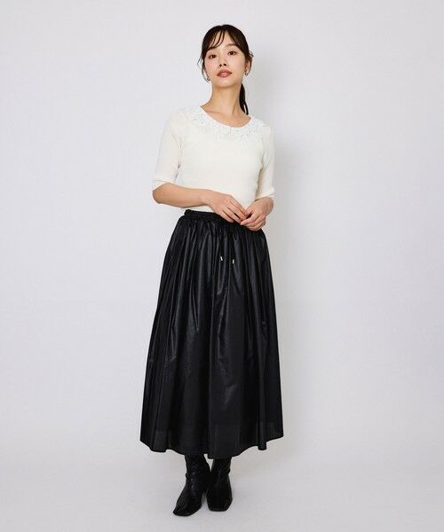 QUEENS COURT / クイーンズコート ミニ・ひざ丈スカート | シアーレザー調フレアスカート≪手洗い可能≫ | 詳細6