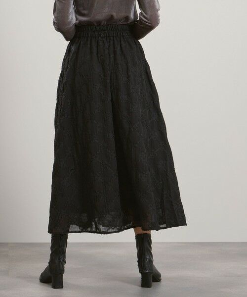 QUEENS COURT / クイーンズコート ミニ・ひざ丈スカート | フラワーレース刺繍フレアスカート≪手洗い可能≫ | 詳細2