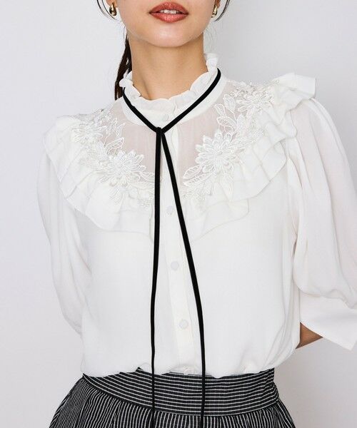 QUEENS COURT / クイーンズコート シャツ・ブラウス | フラワーフリルカラーリボンブラウス≪手洗い可能≫ | 詳細1
