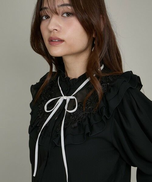 QUEENS COURT / クイーンズコート シャツ・ブラウス | フラワーフリルカラーリボンブラウス≪手洗い可能≫ | 詳細16